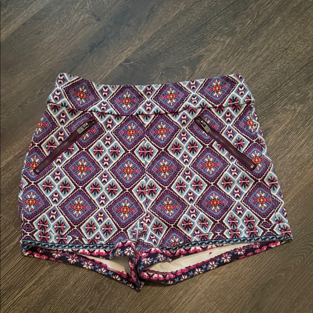 Hollister Women's High Waist Patterned Shorts - Purple and Red